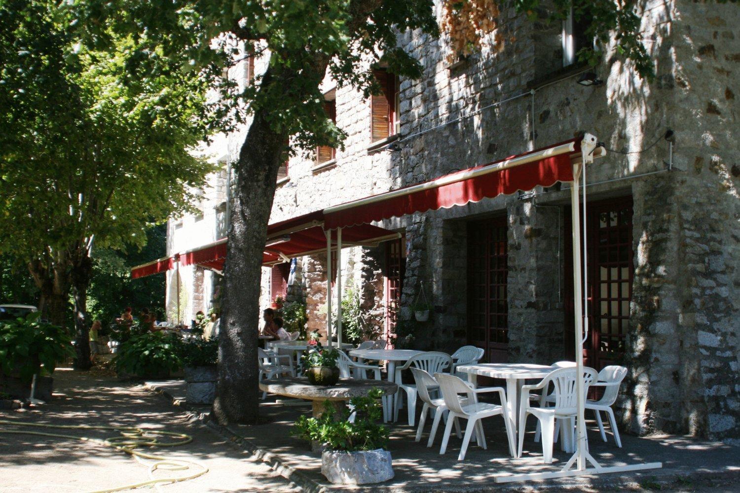 Hotel - Pub Le Petit Bosquet Santo-Pietro-di-Venaco Buitenkant foto